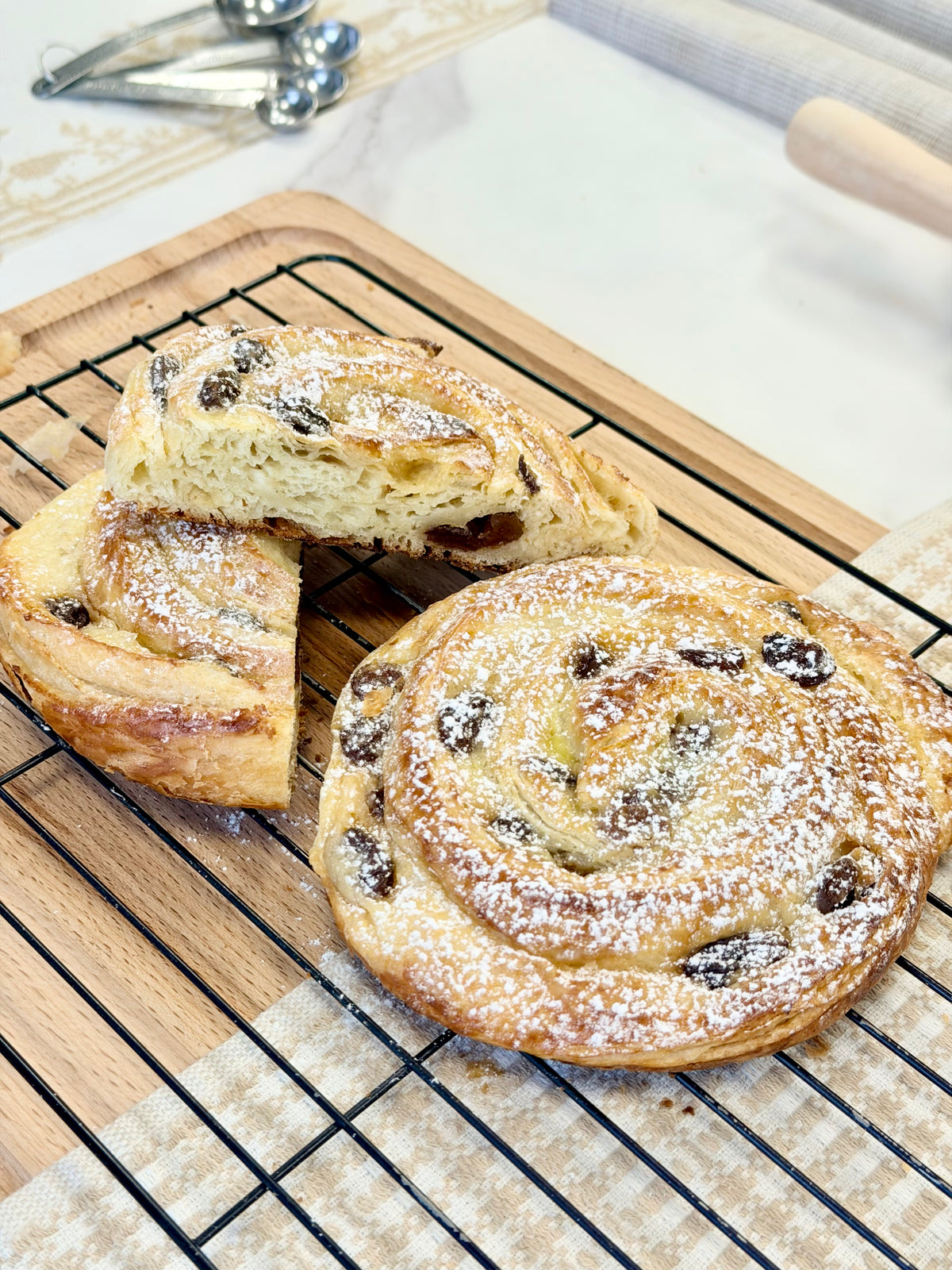 Vanilla Custard & Raisin Swirl