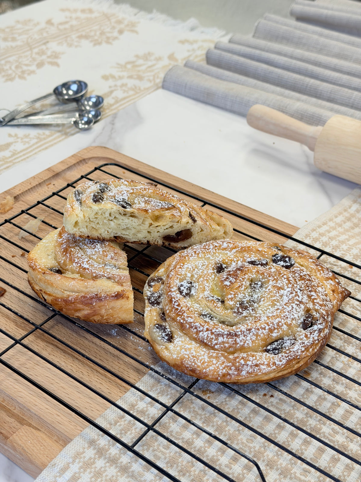 Vanilla Custard & Raisin Swirl