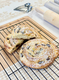 Vanilla Custard & Raisin Swirl