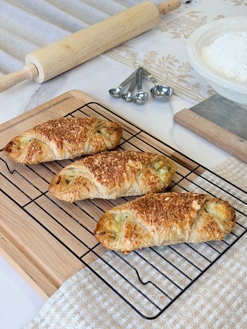 Spelt Pesto Cheese Croissant