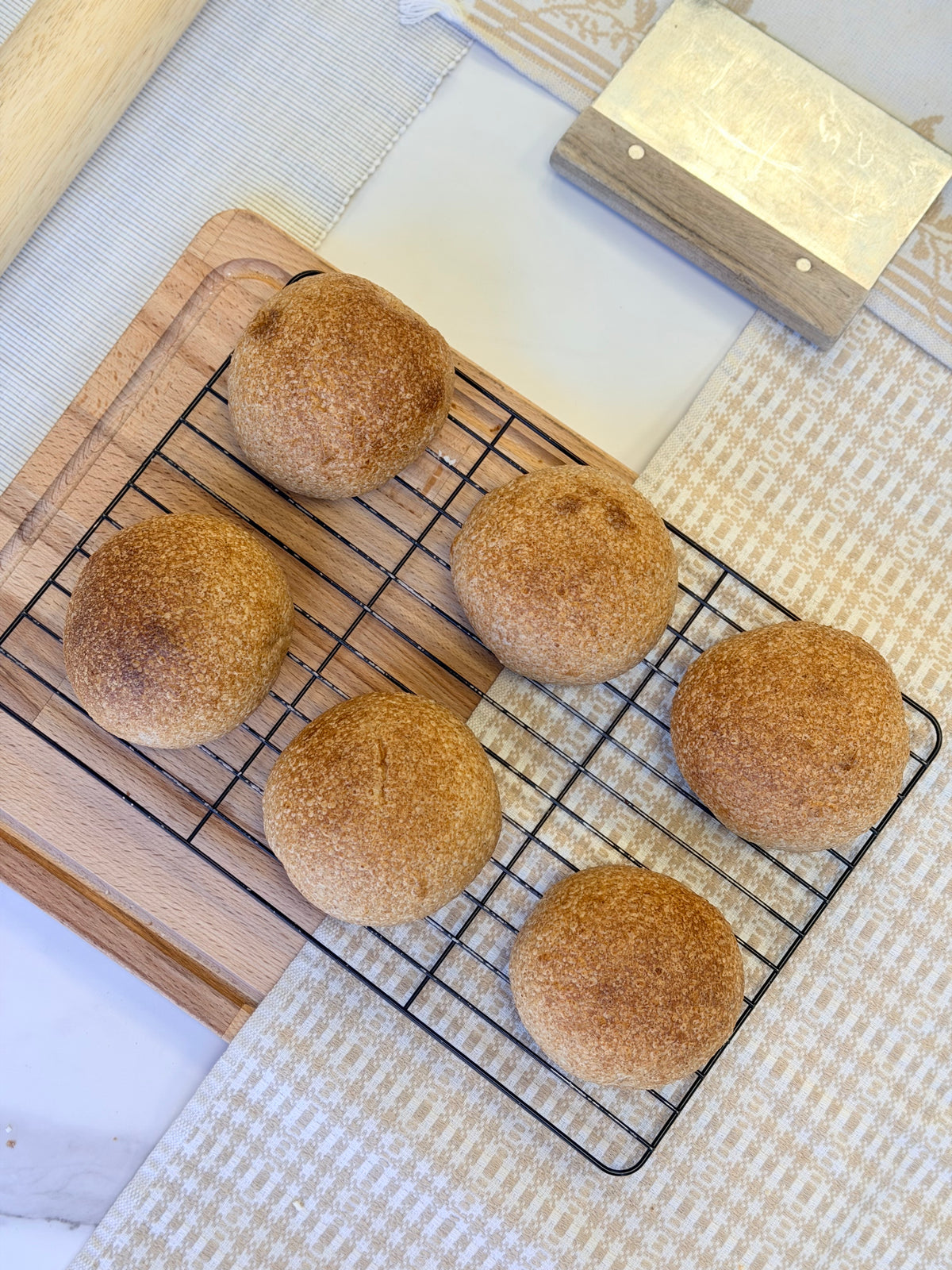 Organic Whole Wheat Hamburger Buns Pack of 6